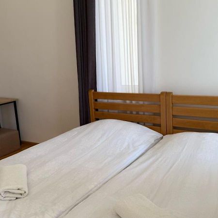 Eka'S Guest House Mestia Ngoại thất bức ảnh