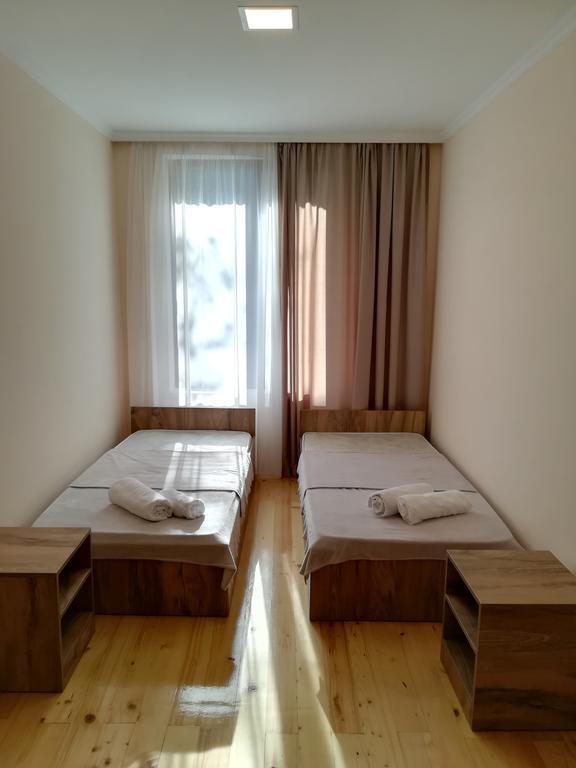 Eka'S Guest House Mestia Ngoại thất bức ảnh
