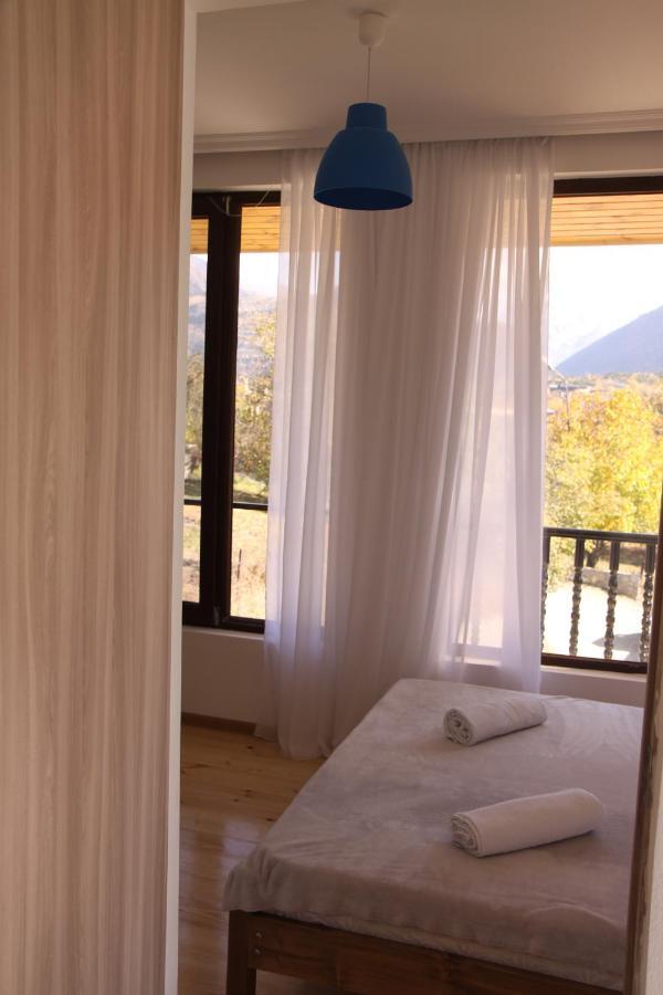 Eka'S Guest House Mestia Ngoại thất bức ảnh